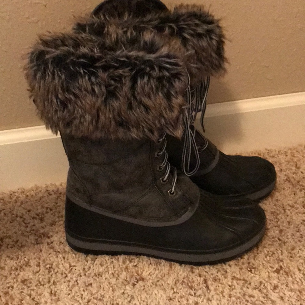 Bamboo winter boot sz8